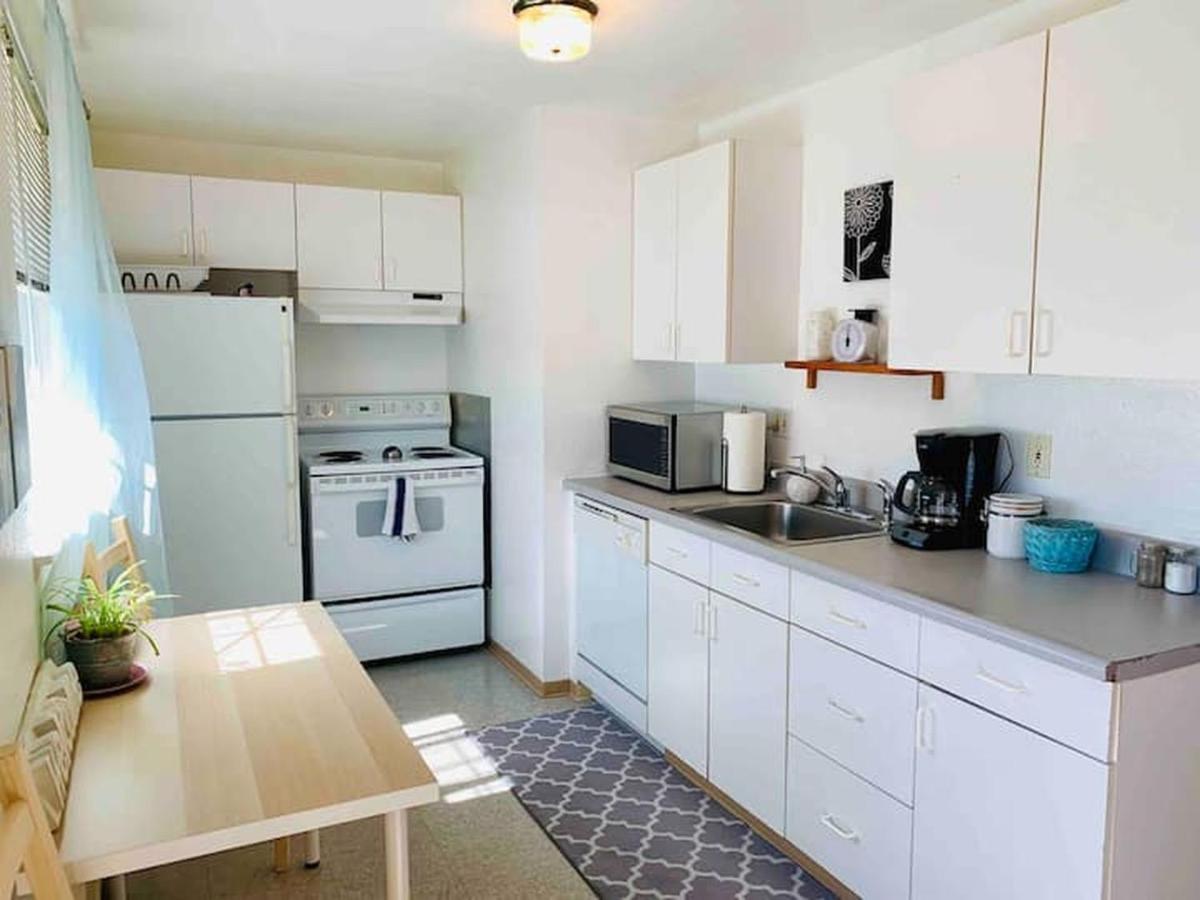 Unique, Convenient, Centrally Located Apartment Kent Ngoại thất bức ảnh