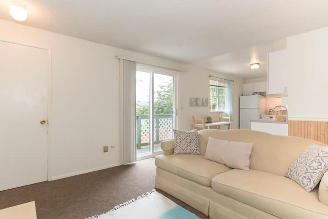 Unique, Convenient, Centrally Located Apartment Kent Ngoại thất bức ảnh