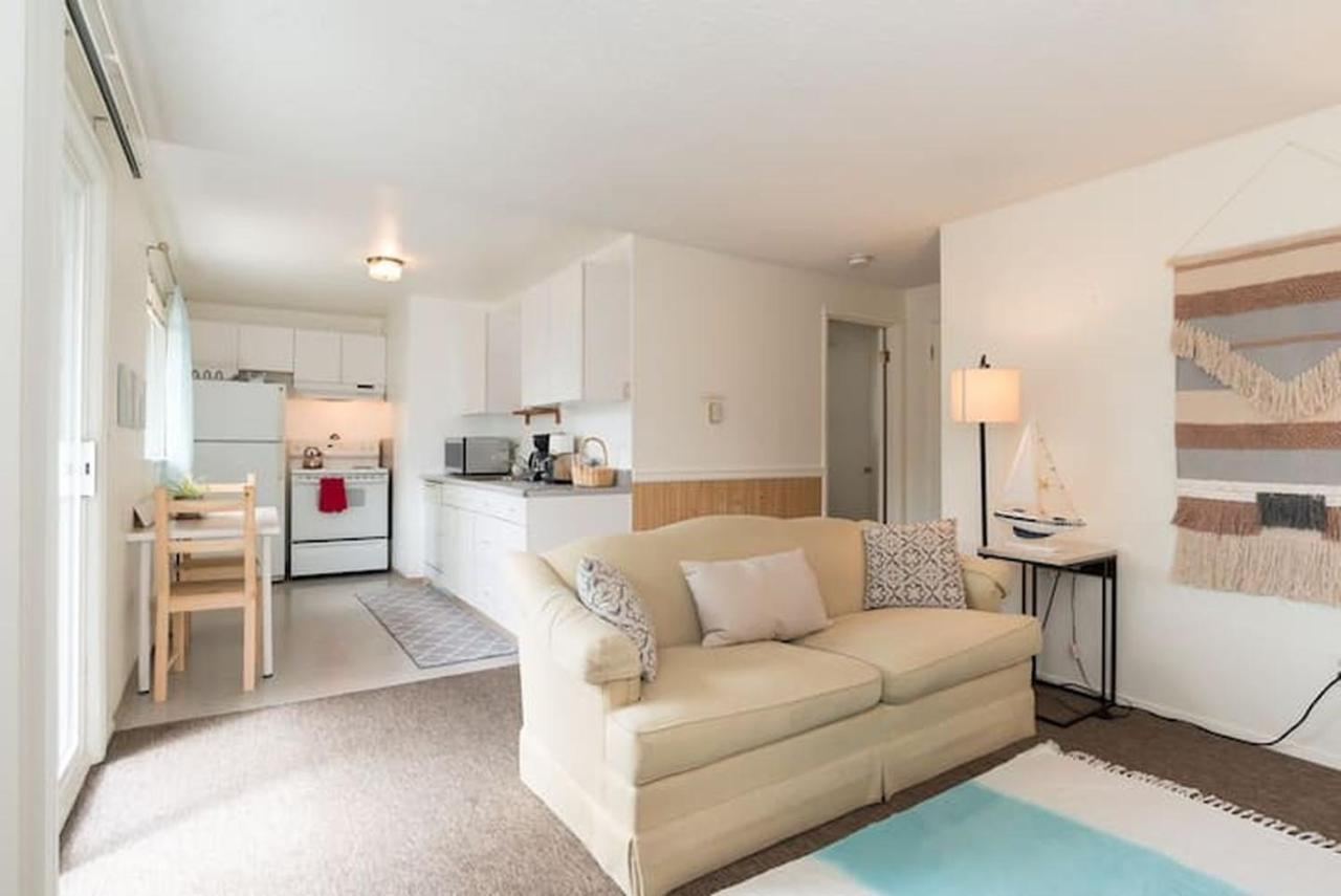 Unique, Convenient, Centrally Located Apartment Kent Ngoại thất bức ảnh